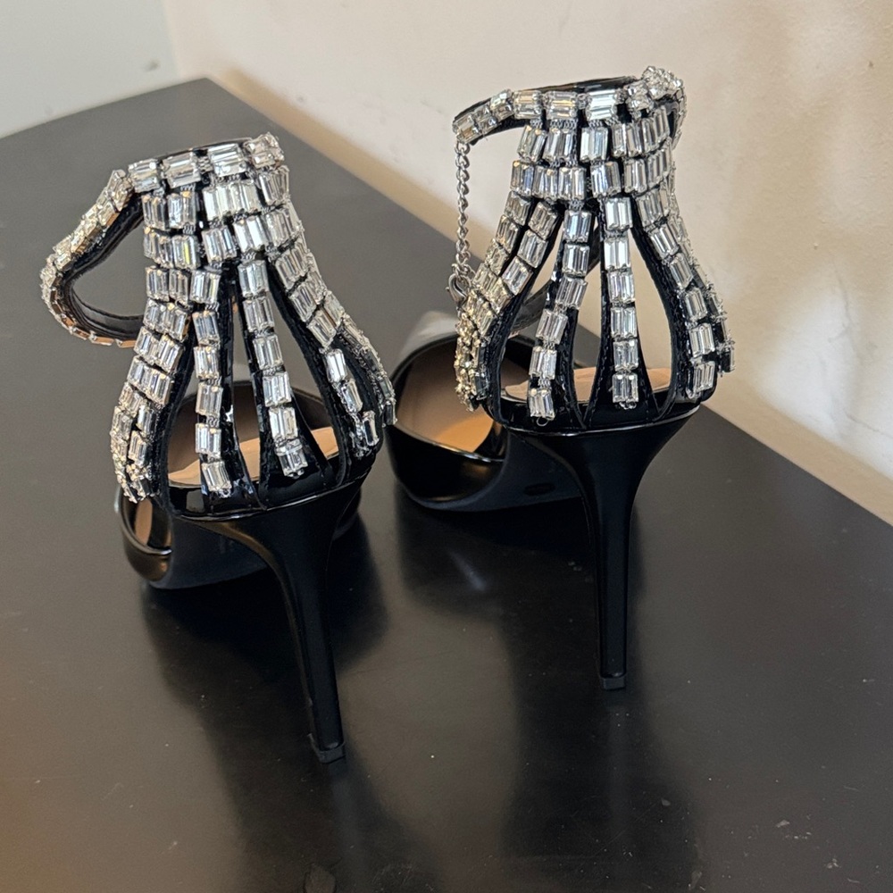 LIKE NEW INC International Concepts Black Heels with Silver Embellishments! 🎉 - Picture 4 of 11